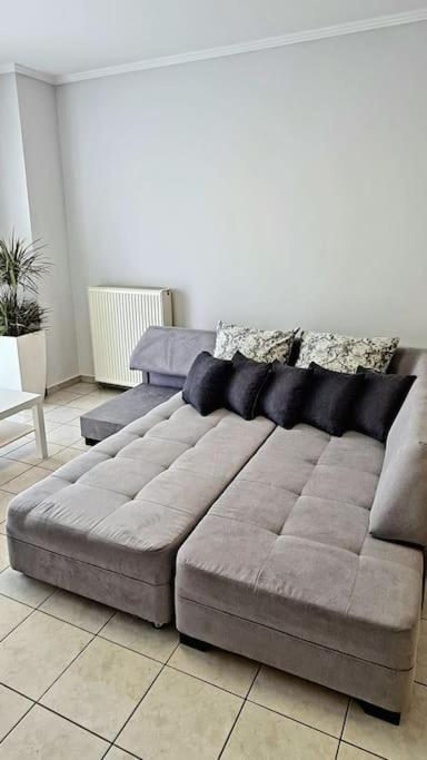 ניאה מודאניה Ivanna Apartment מראה חיצוני תמונה